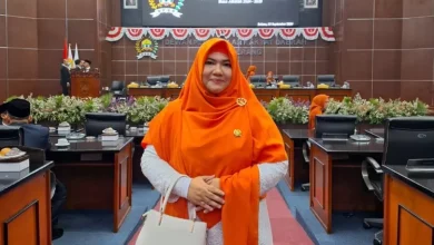 Pilih Komisi 2 DPRD Kota Serang, Erna Yuliawati Tawarkan Sekolah Paket Gratis dan Diskon Umroh