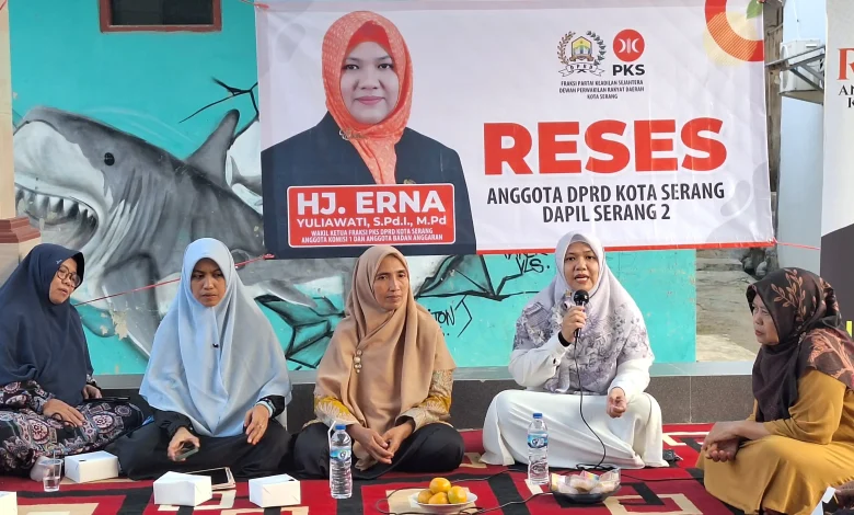 Perempuan Penggerak, Lingkungan Terjaga: Hj. Erna Yuliawati Serap Aspirasi Bersama Bank Sampah & KWT di Lontar Baru.