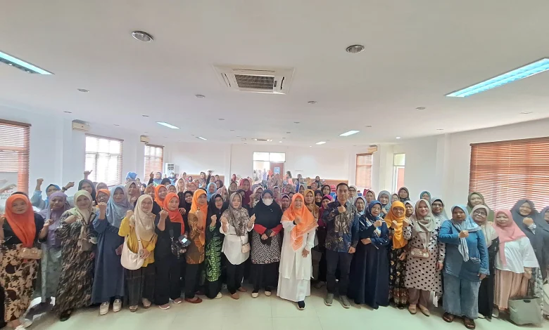 Dorong Legalitas dan Penguatan UMKM, Hj. Erna Yuliawati Fasilitasi Hearing Bersama Disperindagkop, BLK dan Disnaker.