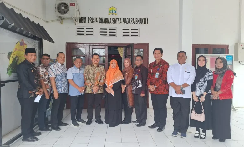 Sidak Komisi I di Kecamatan Taktakan, Hj. Erna Yuliawati Dorong Optimalisasi Pelayanan Adminduk!